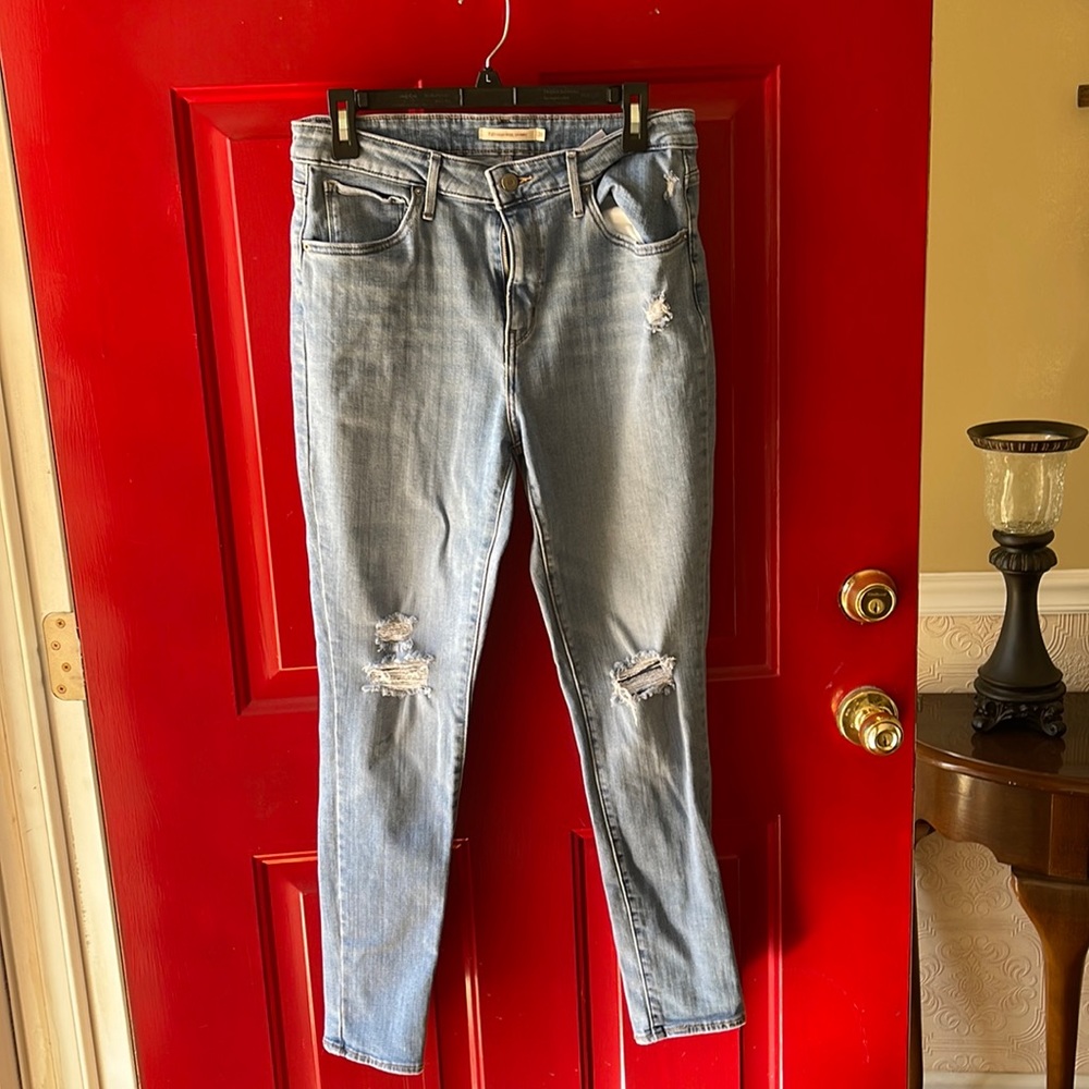 Levi’s 721 high rise skinny jeans
